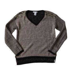 Design History Marled Wool Blend Studded Shoulder Knit Vneck Pullover Sweater
